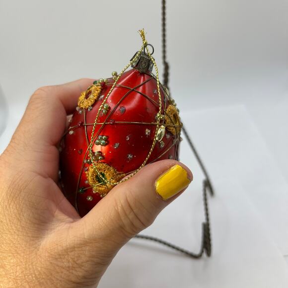 Vintage Red Glass Christmas Ornament Pin and Beaded Sequin Ornament Wire Wrap - Picture 6 of 11
